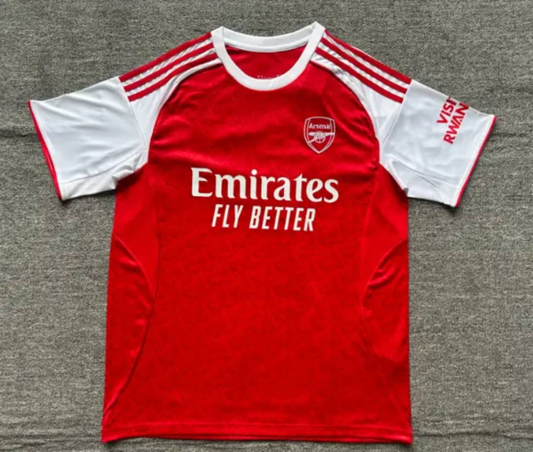 ⚽ Maillots  Officiels originaux  Real;  Barça; Arsenal et Chelsea   – Édition Moderne.